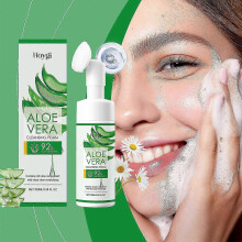 Aloe Facial Cleanser, Aloe Vera Facial Wash, 92% Aloe Vera Foaming Cleanser, Gentle Face Wash, Hydrating for Sensitive Skin
