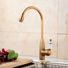 Antique Brass Finished Kitchen Faucet Brass Single Handle Hot And Cold 360 Swivel Deck Mounted Retro Style Model D