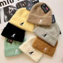 (Random Style, One size fits all) Beanie Hat for Men and Women, Winter Warm Fleece Lined Knit Cap, Windproof Mink Fur Cuffed Beanie for Cold Weather