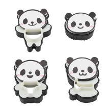 Forma de panda para bolos e biscoitos, feita em PP de qualidade alimentar, perfeita para criar receitas criativas e artesanais na cozinha.