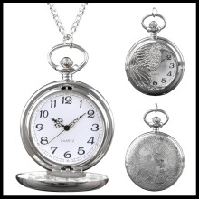 Klassische Taschenuhr mit weißem Zifferblatt, verstellbarer Edelstahlkette, Vintage-Quarz-Taschenuhr mit abnehmbarer Kette, glattes Gehäuse mit