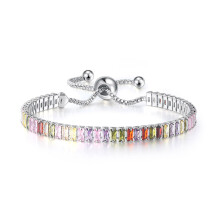 Bracelet ajustable en strass pour femme, bracelet délicat à l'aspect diamant et à la taille ajustable, bijou minimaliste à porter en