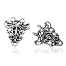 Cloak Clips for Women, Back Dress Clip with Sweater Clips Swirl Flower Design, Vintage Shirt Clip for Cape Sweater Cardigan Shawl, Traditional Chinese