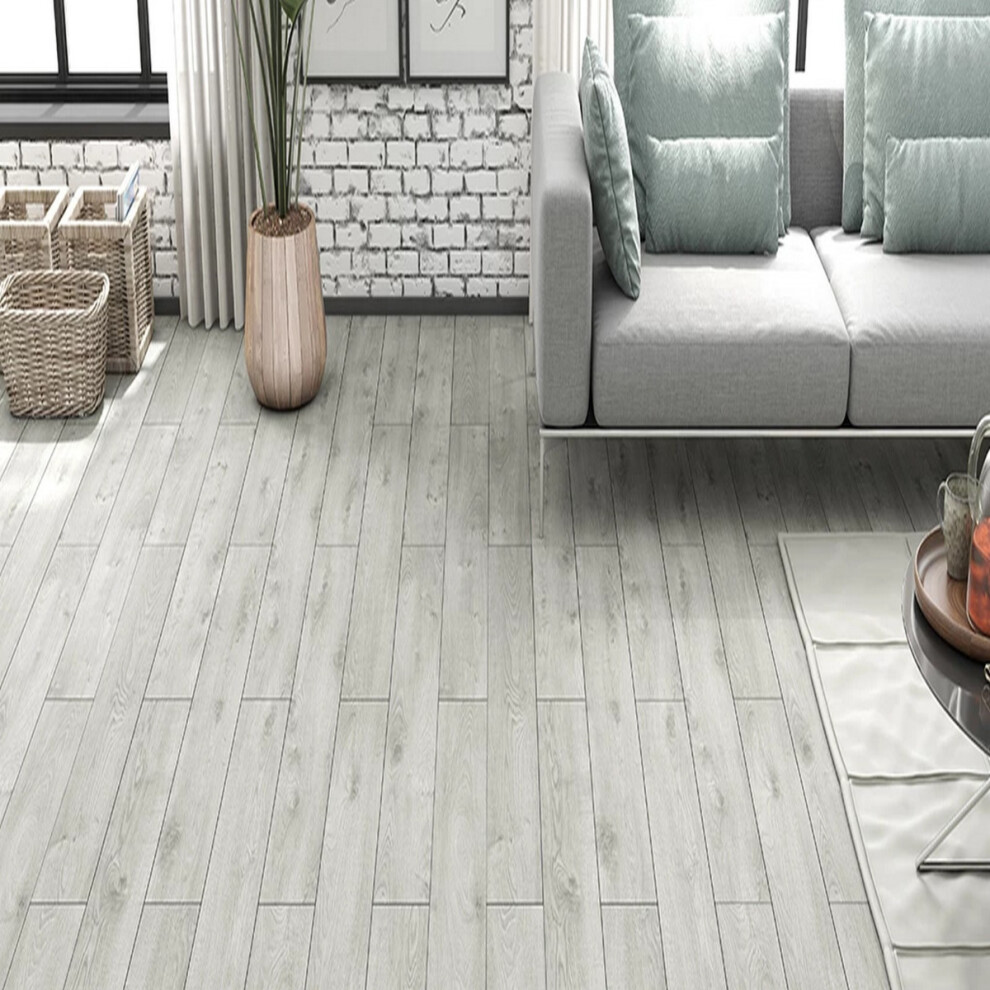 (1.35Mâ² / Pack, Prk911) Click Laminate Flooring 12Mm Wood Effect Ac5 Rated For Home & Commercial Use 9507156451461