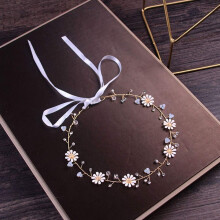 Versierd met strasssteentjes in bohemian stijl, elegant haaraccessoire voor speciale gelegenheden, gemaakt van hoogwaardige materialen voor een