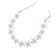 Banda Ceann Taobh Bainise le Réaltbhuíon Criostail Ornáideach, Gabhálais Gruaige Rhinestone Faiseanta do do Chuma Bridal Gan Smál