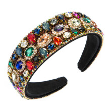 Een fantastische haarband voor diverse gelegenheden, een sprankelend decoratief accessoire met een brede, antislip en gewatteerde band die zich
