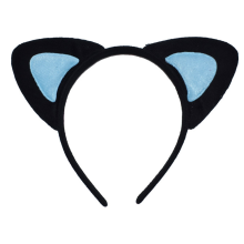 Een onmisbaar accessoire voor een verkleedfeestje: een hoofdband met kattenoortjes, gemaakt van zachte stof en met een elastische band. Perfect als