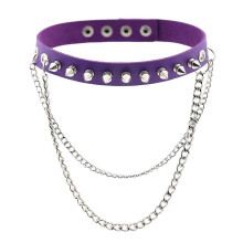 Punkkettingen met een opvallend statement, verstelbare choker met de mogelijkheid om hem als dijbeenornament te dragen, gotische sieraden met een