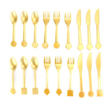 Juego de cubiertos de plástico dorado de lujo, cucharas de plástico duraderas y ecológicas, sin BPA, cubiertos elegantes y desechables para