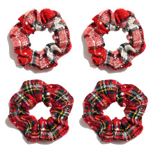 Elásticos de cabelo macios com estampa xadrez natalina, ideais para bailes, jantares, festas, festivais e uso diário. 100% algodão.