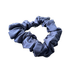 Elásticos de cabelo tipo scrunchie, feitos com seda 100% pura de amoreira para prevenir frizz e quebra, proporcionando uma fixação macia e