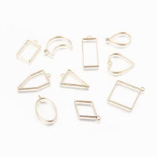 Loisirs créatifs et bijoux à faire soi-même, pendentif géométrique unique pour divers thèmes et styles, matériau en alliage léger et durable