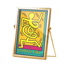 Schwebender Bilderrahmen im Retro-Design, Tischaufsteller im Vintage-Stil mit schrägem Fuß, wasserfestes Acryl mit hoher Transparenz, stilvolles