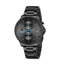 Analoge Quarz-Herrenuhr mit präziser Zeitanzeige, Chronographenfunktion und Datumsanzeige am Edelstahlarmband – robust, komfortabel und luxuriös