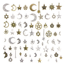 Breloques Lune en argent antique, alliage de haute qualité, design exquis. Breloques tibétaines lune et étoile pour la création de bijoux. Design
