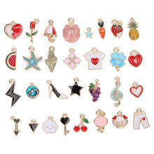 Y2K Star Dangle Drop Earrings Moon Star Mismatched Earrings With High Hardness Alloy Structure, Non Piercing Ear Clip Earrings Suitable For Sensitive
