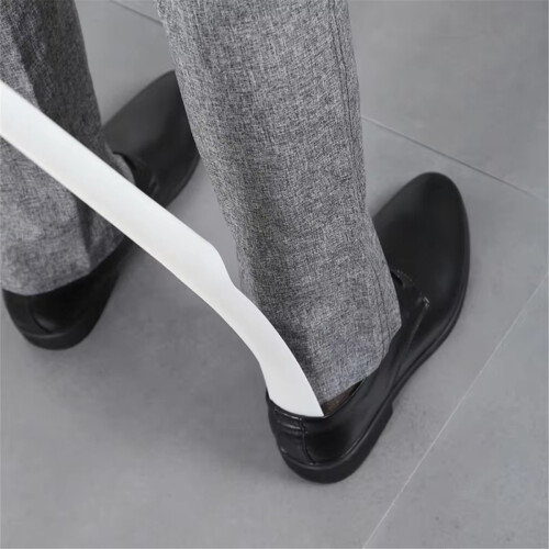 Extra Long Wood Grain Shoe Horn, Ergonomic Handle 1