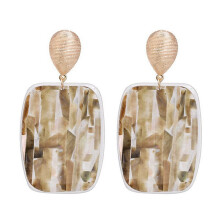 Orecchini pendenti ovali opalescenti, scintillanti pendenti in acrilico con cristalli, design oblungo effetto legno e marmo, leggeri ed eleganti.