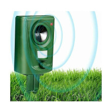 Fox & Cat Repeller, Ultrasonic Animal Repeller, Battery-Powered, Waterproof, Adjustable Sensitivity, Motion Activated Sensor