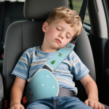 URAQT Car Seat Belt Pads, 2PCS Universal Car Seatbelt Adjuster for Kids,