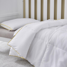 Silentnight Safe Nights Luxury Cot Bed Duvet and Pillow Bed Set – Anti Allergy 4 Tog