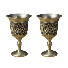 Lot de 2 verres à vin décoratifs en alliage de-bronze ancien