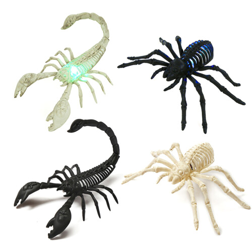 2 Pcs Plastic Realistic Fake Scorpion Decorations For Halloween 1