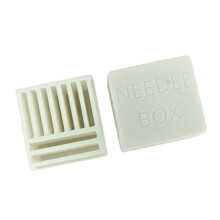 Portable Sewing Needle Holder for Travel Sewing Classes-White
