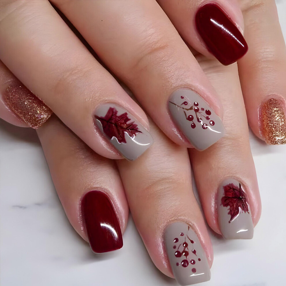 24 Pcs Maple Leaves Press On Nails  Autumn Fall Short False Nails for Thanksgiving Wear