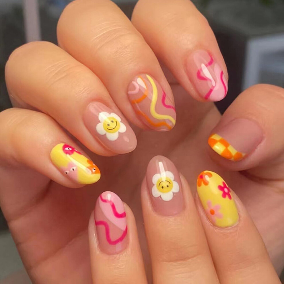 24 PCS Press on Nails with Smiley Flower Ripple Design, Short Acrylic Fake Nails for Women Girls