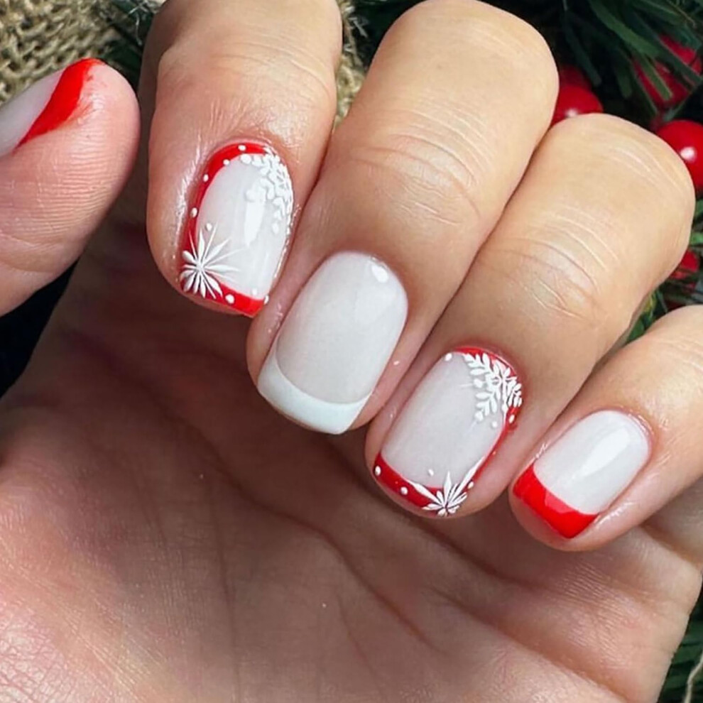 24Pcs Christmas Press On Nails Short Square French Tip Fake Nails Snowflake Winter Design with Glue Stickers