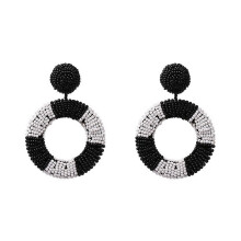 Orecchini pendenti da donna, orecchini di perline fatti a mano con design a perno in tinta unita, orecchini boho leggeri e di tendenza con finitura