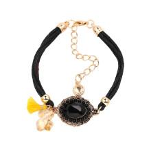 18-karätig vergoldetes Armband mit Barockperle und Nazar-Auge, verstellbares rotes Satinband, Modeschmuck, luxuriöses Accessoire für Damen und