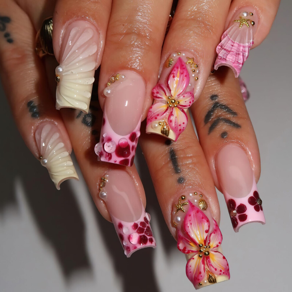 French Tip Press On Nails with 3D Floral Accents Medium Square Reusable Fake Nails 24Pcs
