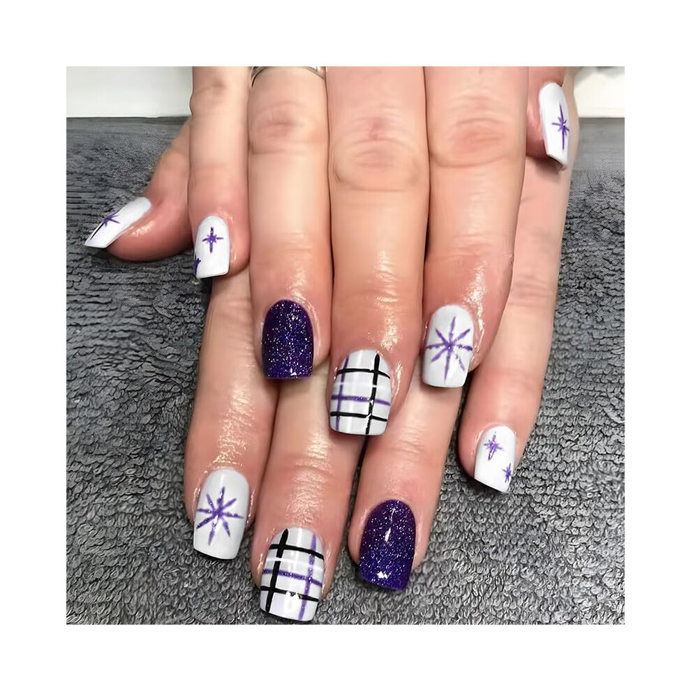 Christmas Press On Nails 24pcs Short Glitter Snowflake Full Cover False Nails for Holiday
