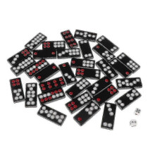 Gioco tradizionale cinese Pai Gow Paigow con tessere del domino per la famiglia