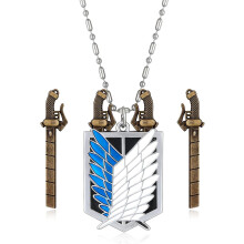 Regalo squisito per gli appassionati di anime, ciondolo Wings of Liberty leggero e facile da trasportare con collana staccabile, acciaio inossidabile
