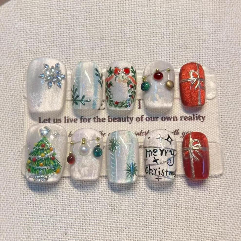 30Pcs Christmas Press On Nails Set Glitter Short Square Holiday Fake Nails with Snowflake Design
