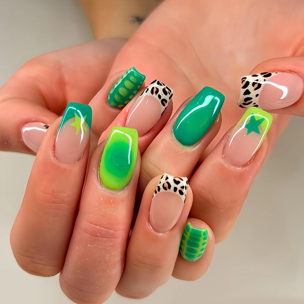 Green Press On Nails Set Â Short Square Fake Nails With Crocodile And Cheetah French Tips, 24Pcs