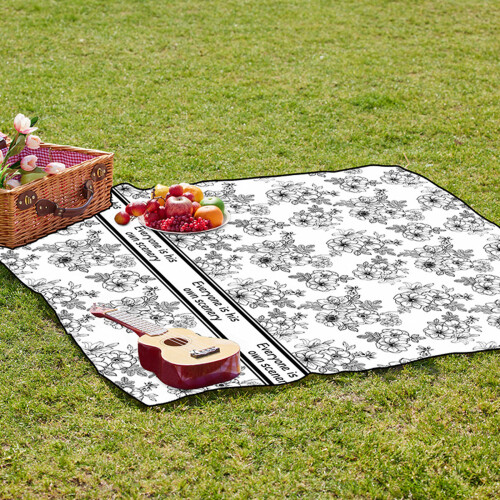 Large Embossing Camping Mats Tear Resistant Compacts Folding 1