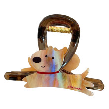 Anspruchsvolle Haarspange für Hunde, die-Bonbonfarbener Welpe