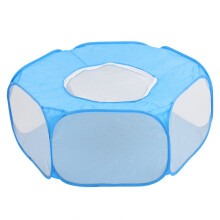 Cercado dobrável e leve para animais de pequeno porte, ideal para uso interno e externo. Possui tela respirável, tecido impermeável, abertura