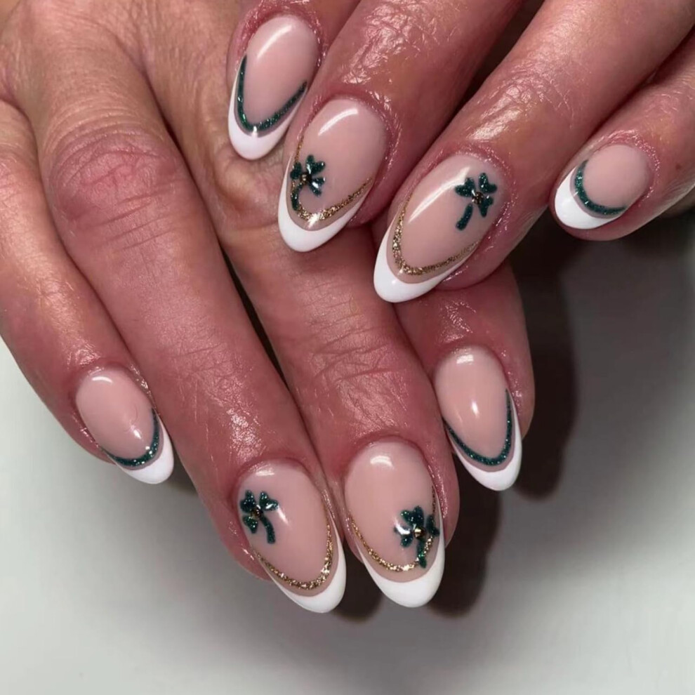 St Patricks Day Press on Nails Set  Short Almond Fake Nails with Clover Design and Tools