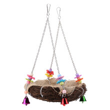 Altalena per pappagalli con campanelli, accessorio per gabbia per uccelli in rattan naturale intrecciato a mano per mordere e masticare, nido