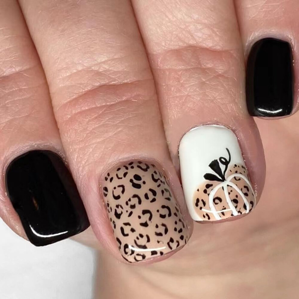 Short Square Press On Nails Autumn Pumpkin Leopard Print Fake Nails Reusable Acrylic Nail Kit 24pcs