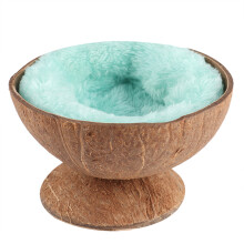 Casinha de hamster feita com casca de coco natural, com tapete quentinho e alça para pendurar, ideal para pequenos pássaros e outros animais de