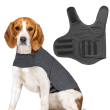 Conforto per animali domestici, gilet calmante per cani, vestibilità regolabile, tessuto traspirante, ideale per ansia da temporale, facile da