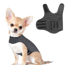 Conforto per animali domestici, gilet calmante per cani, vestibilità regolabile, tessuto traspirante, ideale per ansia da temporale, facile da