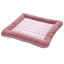 Station de rafraîchissement pour animaux de compagnie, tapis de couchage d'été en soie glacée offrant un confort respirant, fond antidérapant